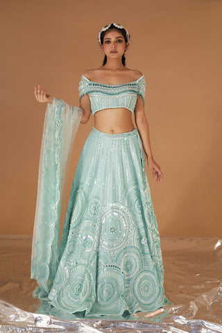 HYDRA : Cyan Hue Saree With Embroidered Net Cape And Blouse